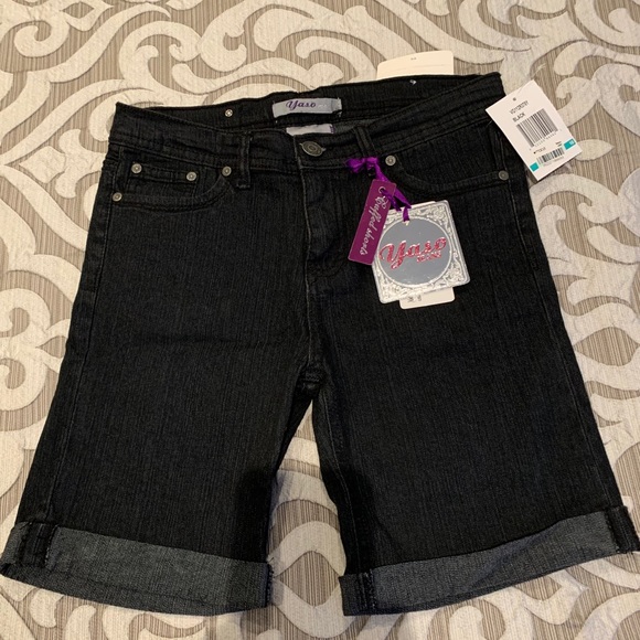 Yasso Other - NWT - YASSO BRAND CAPRIS